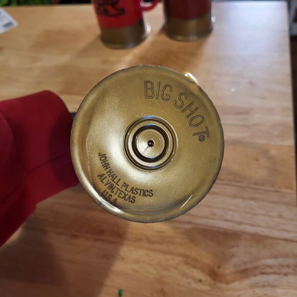 Yellow Plastic Winchester Xpert Shotgun Shell Beer Mug Vintage - Picture 4 of 5